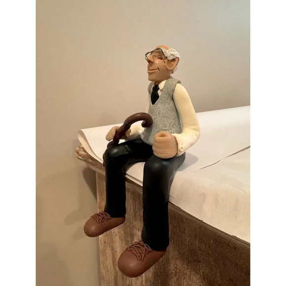 D Manning Limited Edition Shelf Sitter "Over The Hill" Old Man  7" New - Picture 1 of 5
